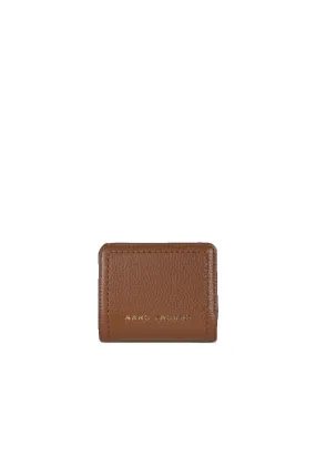 ( AS IS ) Marc Jacobs The Groove Mini Compact Wallet In Cognac S101L01SP21