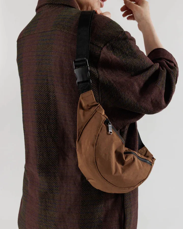 BAGGU Crescent Fanny Crossbody