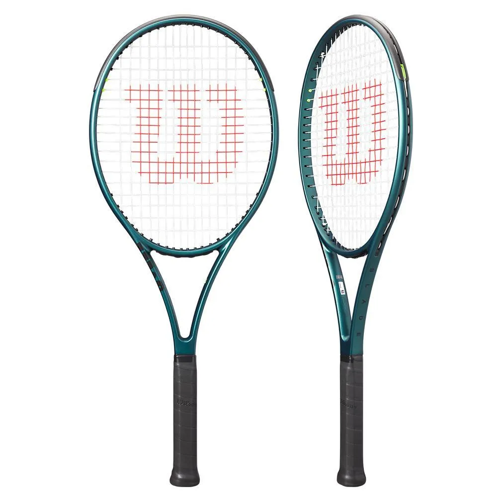 Blade 104 v9.0 Tennis Racquet