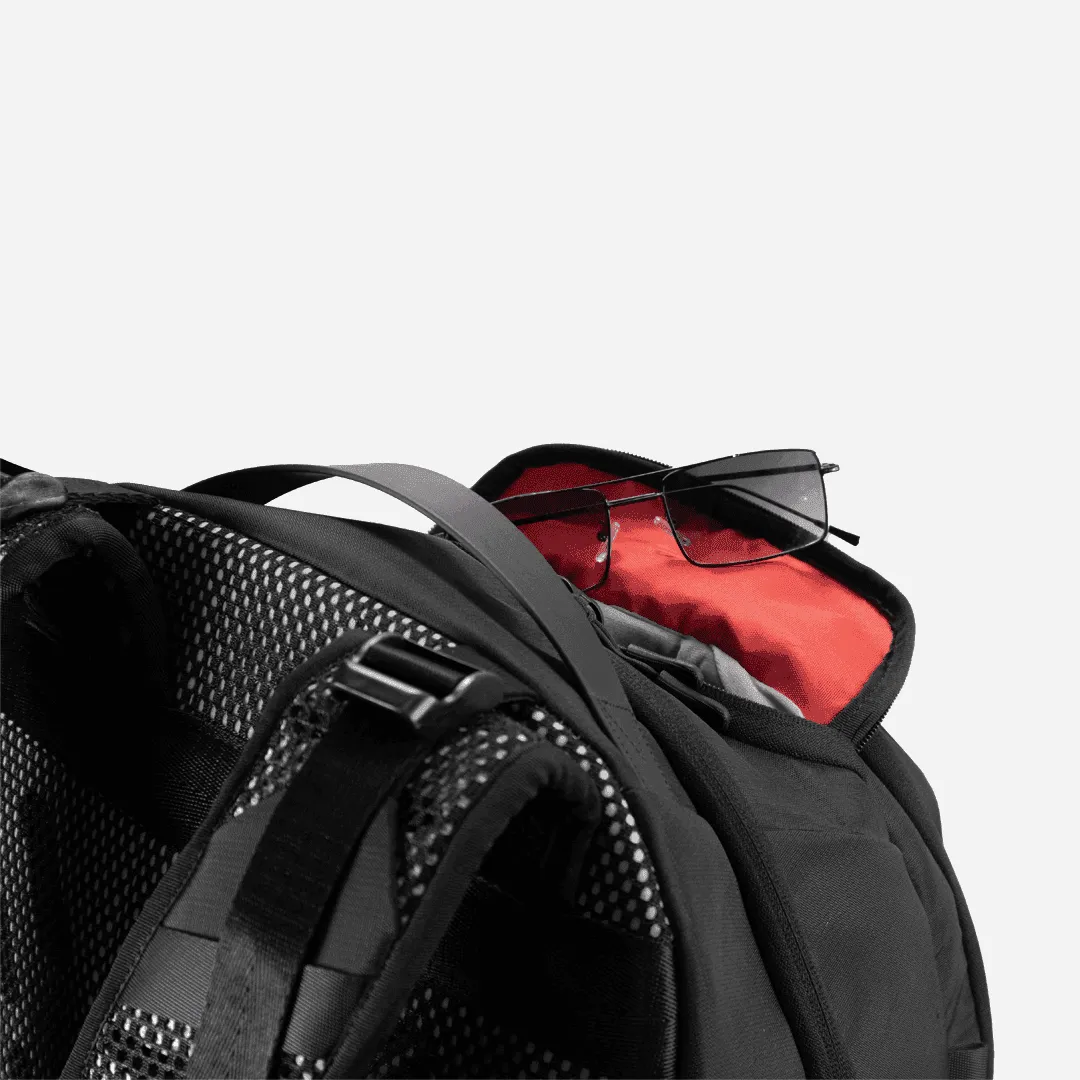 CARBONADO Gaming Backpack (Red)