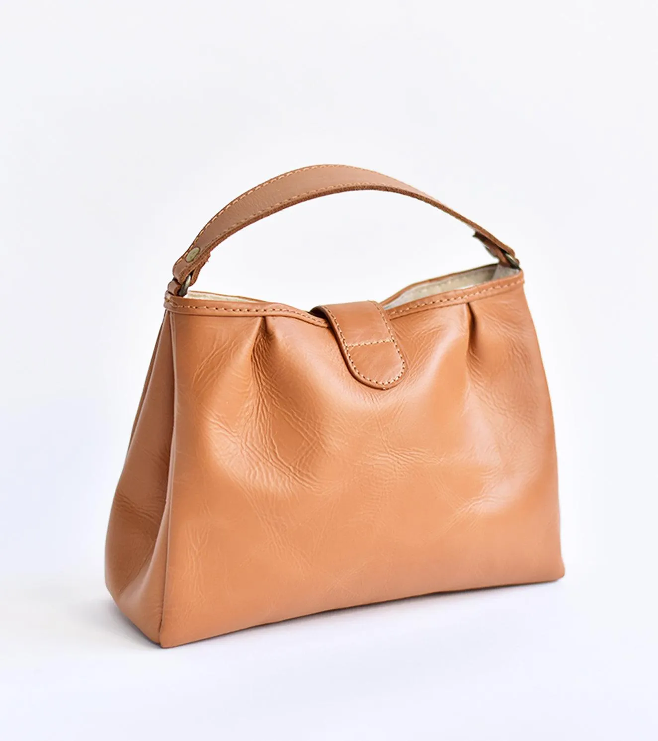 Chestnut bucket bag | Relove