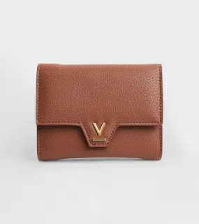 Clemmie Vegan Bio-Based Bamboo Trifold purse in brown