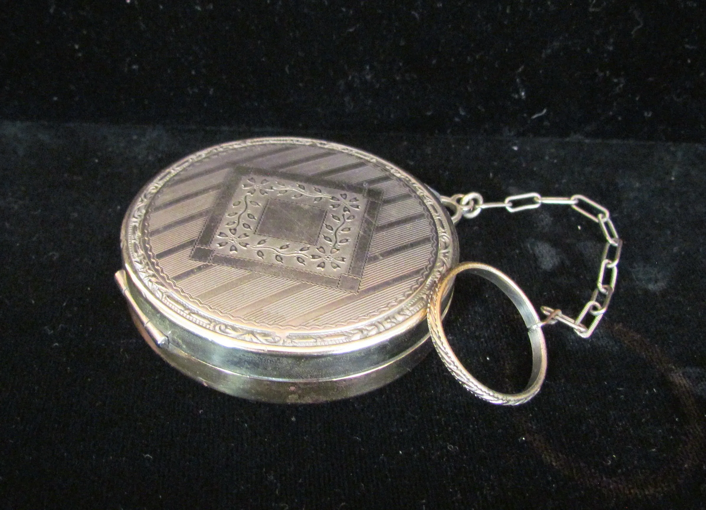 Edwardian Silver Compact Purse Finger Ring