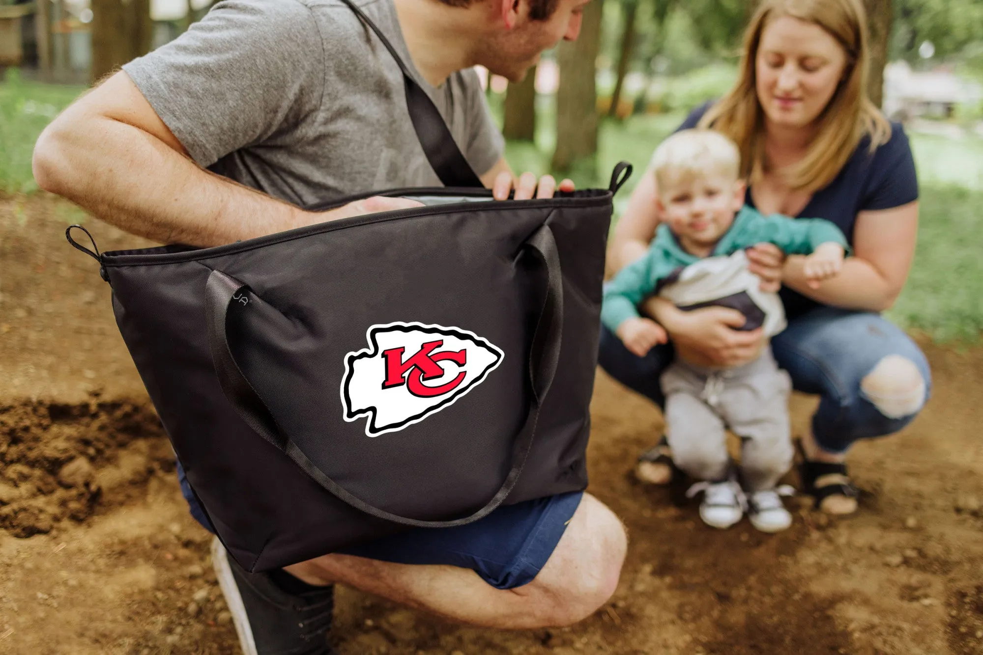 Kansas City Chiefs - Tarana Cooler Tote Bag