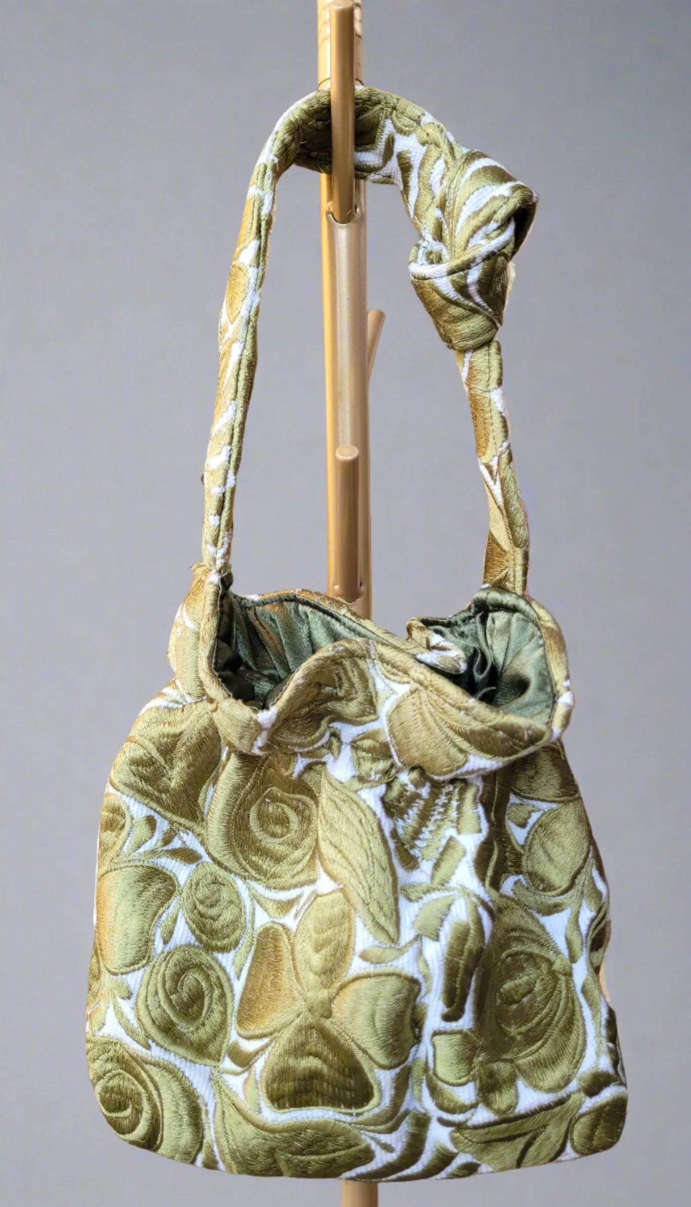 Morralito flowers purse