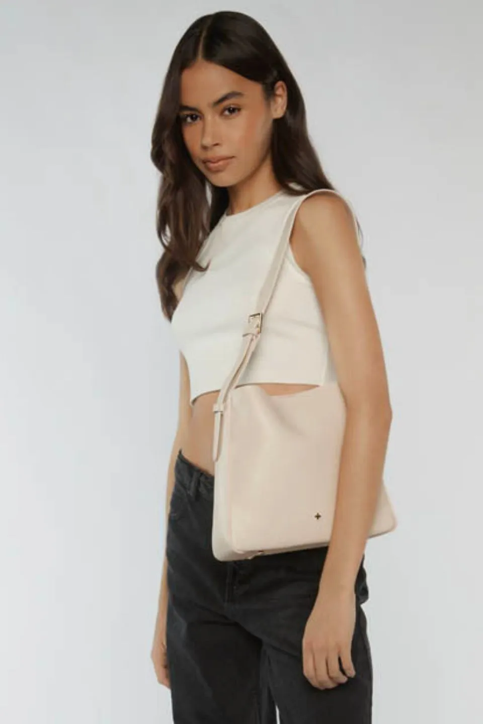 Otto Beige Grain Hobo Bucket Bag