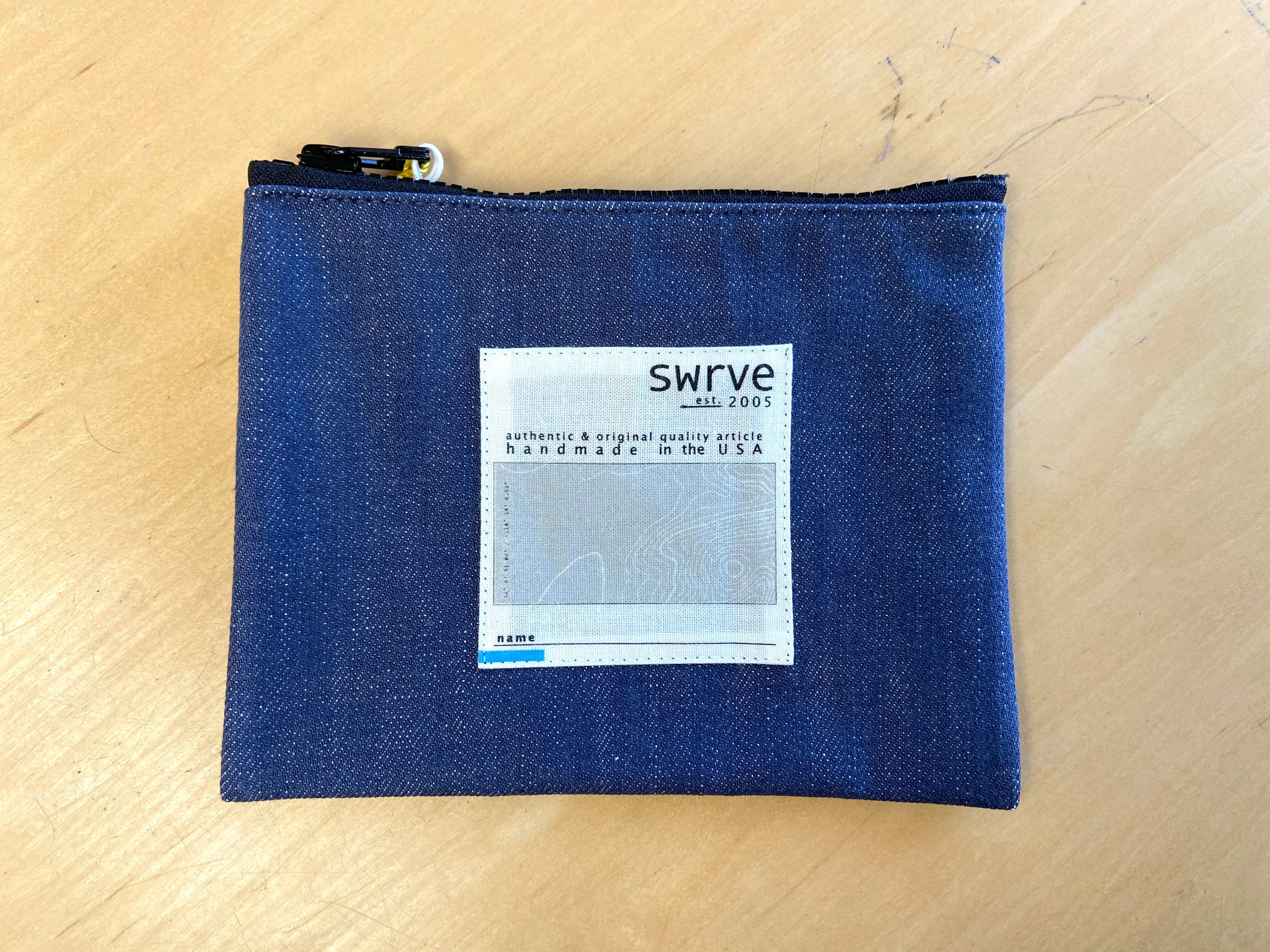 TRAVEL POUCH