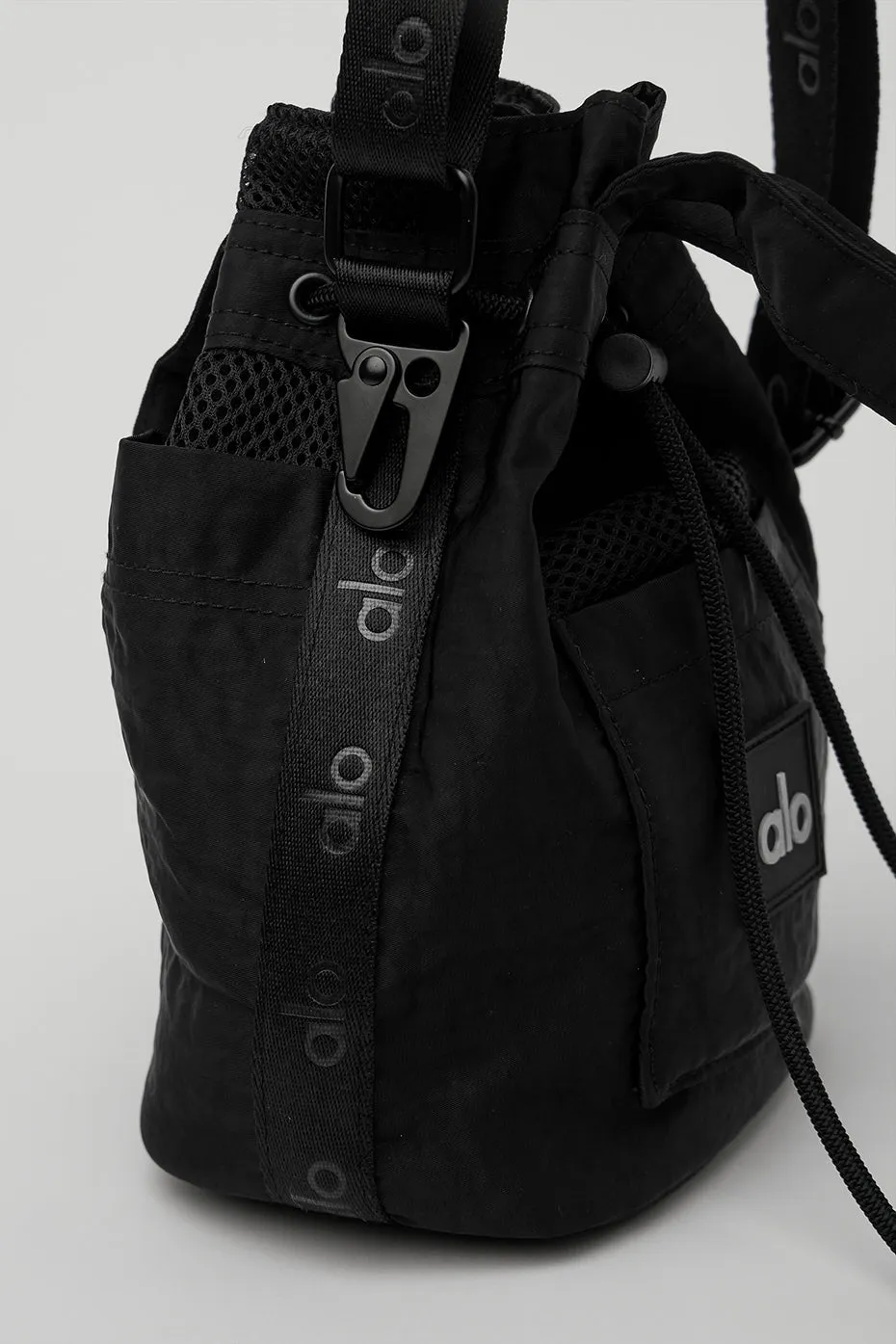 Utility Cross Body Bucket Bag - Black