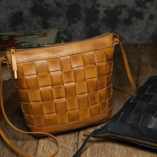 Weaved Cem Leather Small Bucket Bag